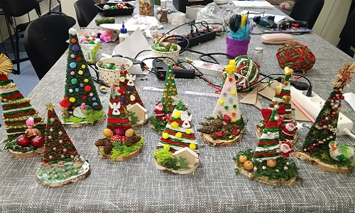Warsztaty - stroiki bożonarodzeniowe 